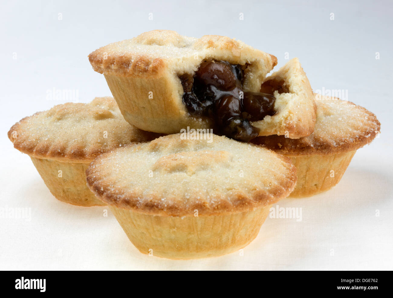 Custard pies hi-res stock photography and images - Alamy