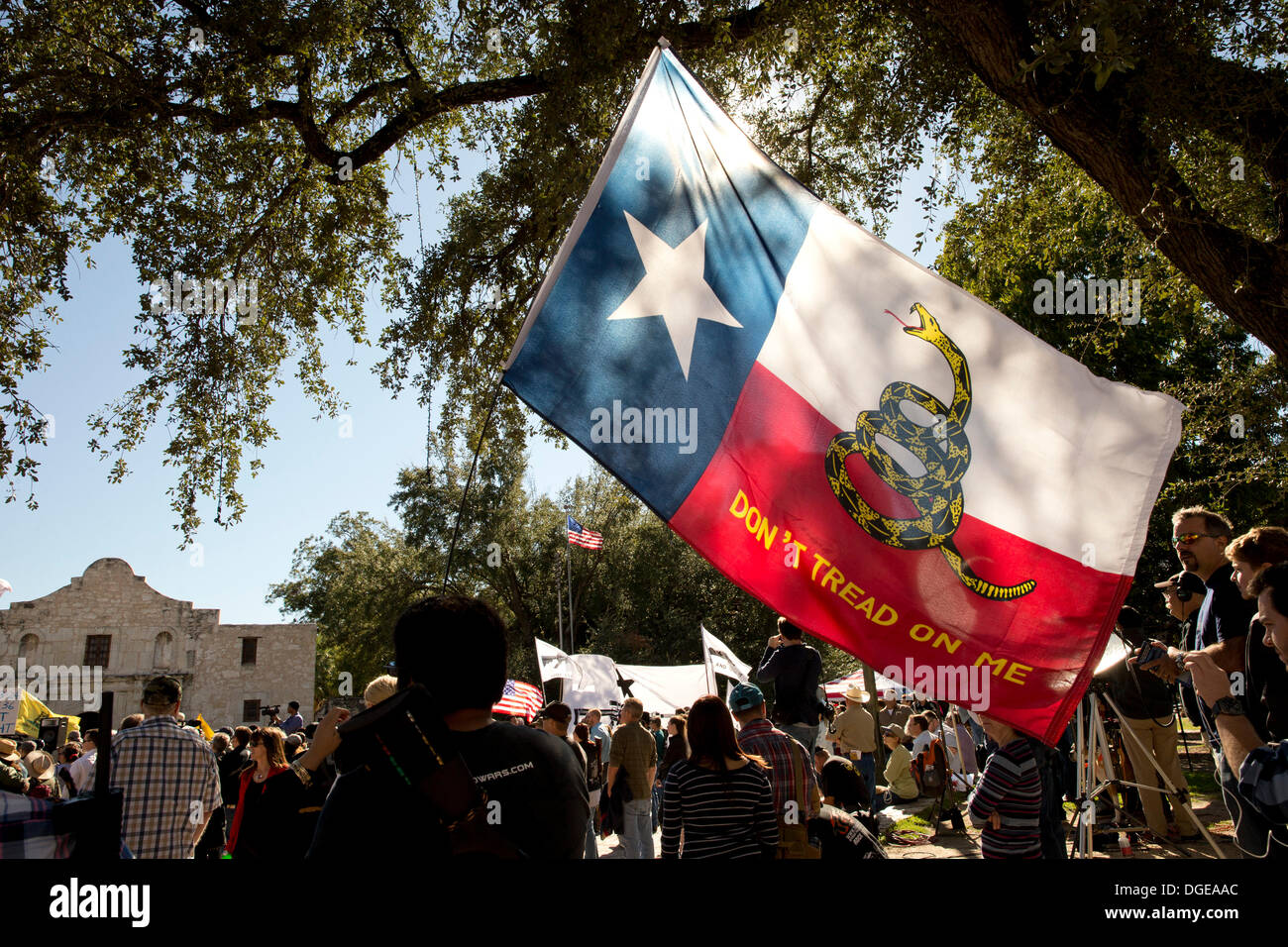 Gun-loving Texans gather in downtown San Antonio in a peaceful protest