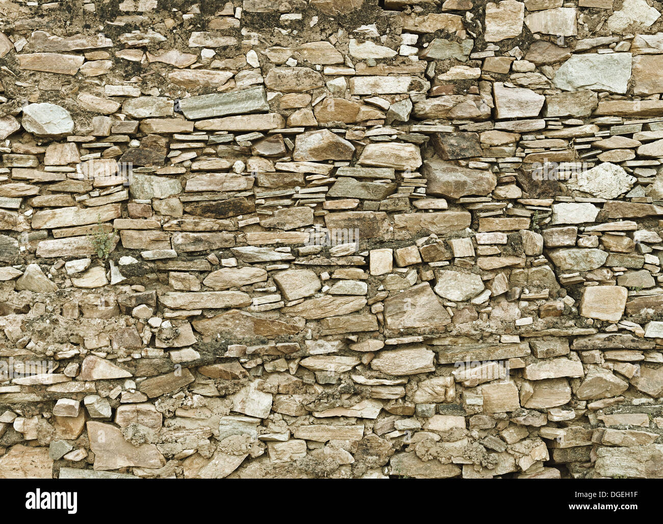 Old wall made of natural stone hi-res stock photography and images - Alamy