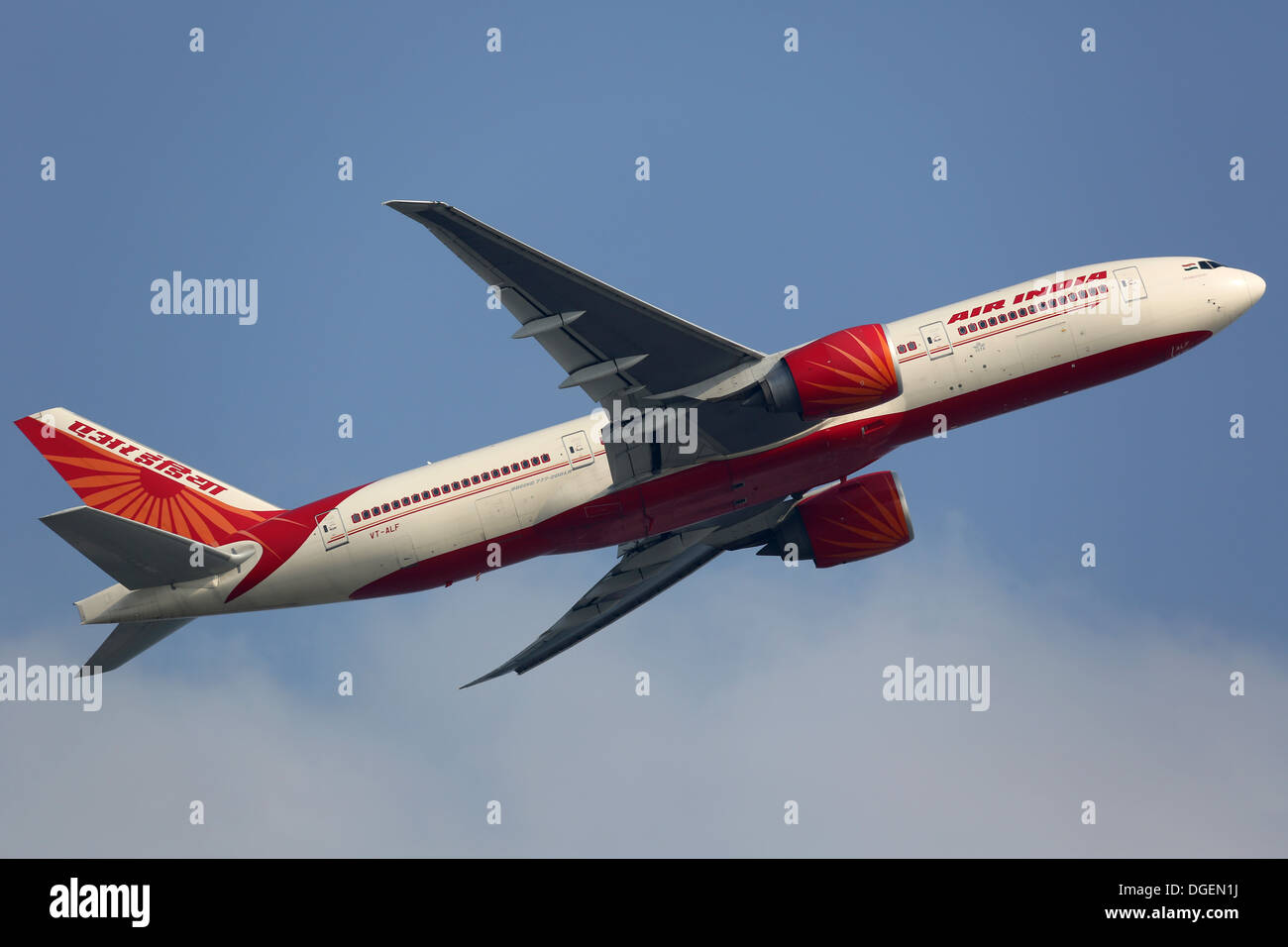 Where The Boeing 777-200LR Is Flying From The US This Year