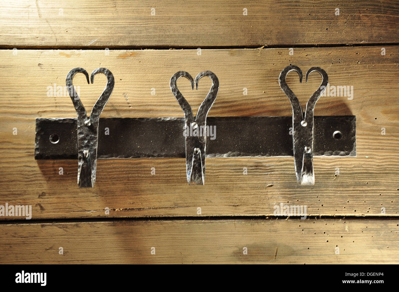 Heart Shaped Tow Hook at Flora Whittaker blog