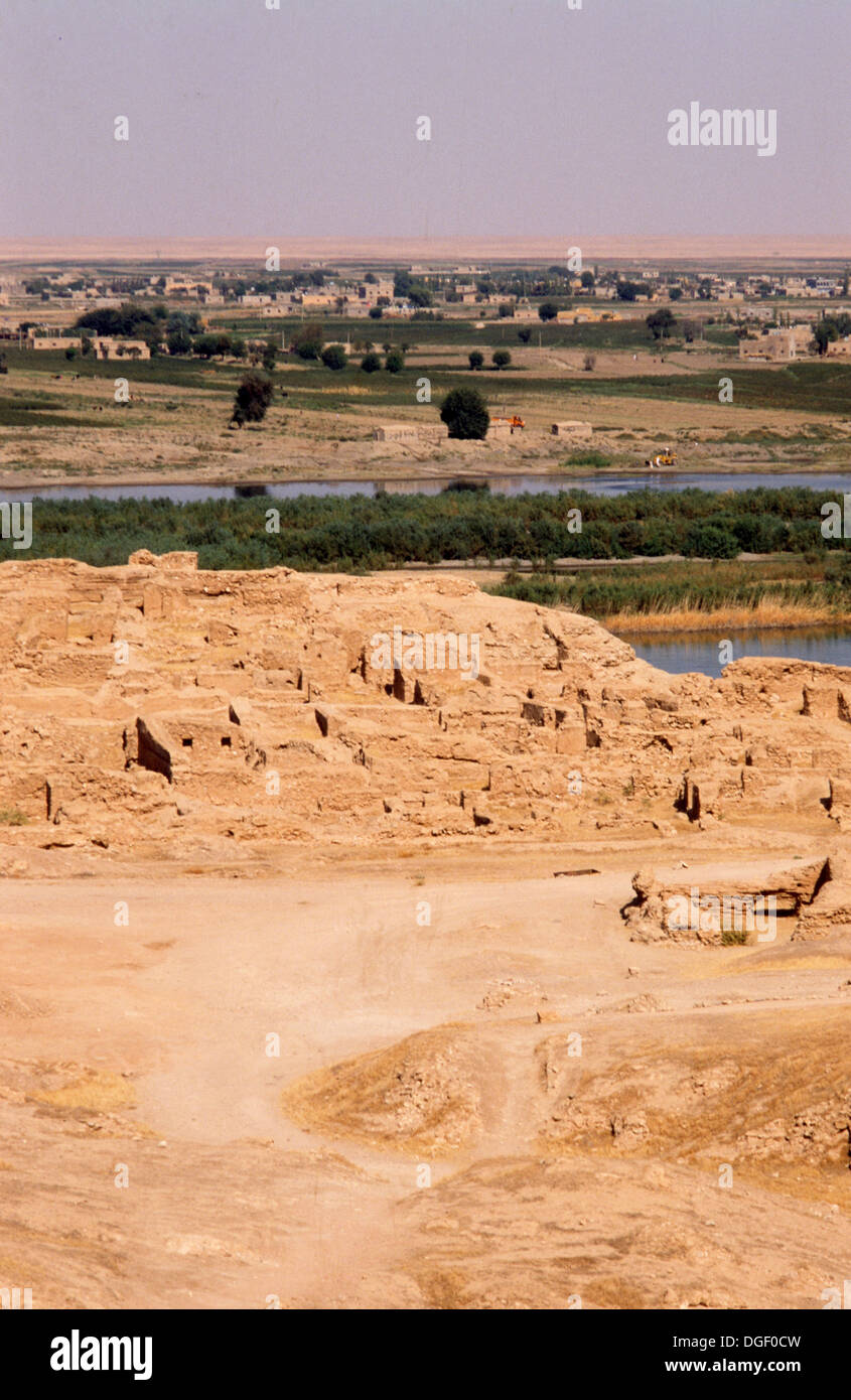 Mari ruins and Euphrates river in Abu kamal, Syria. Stock Photo
