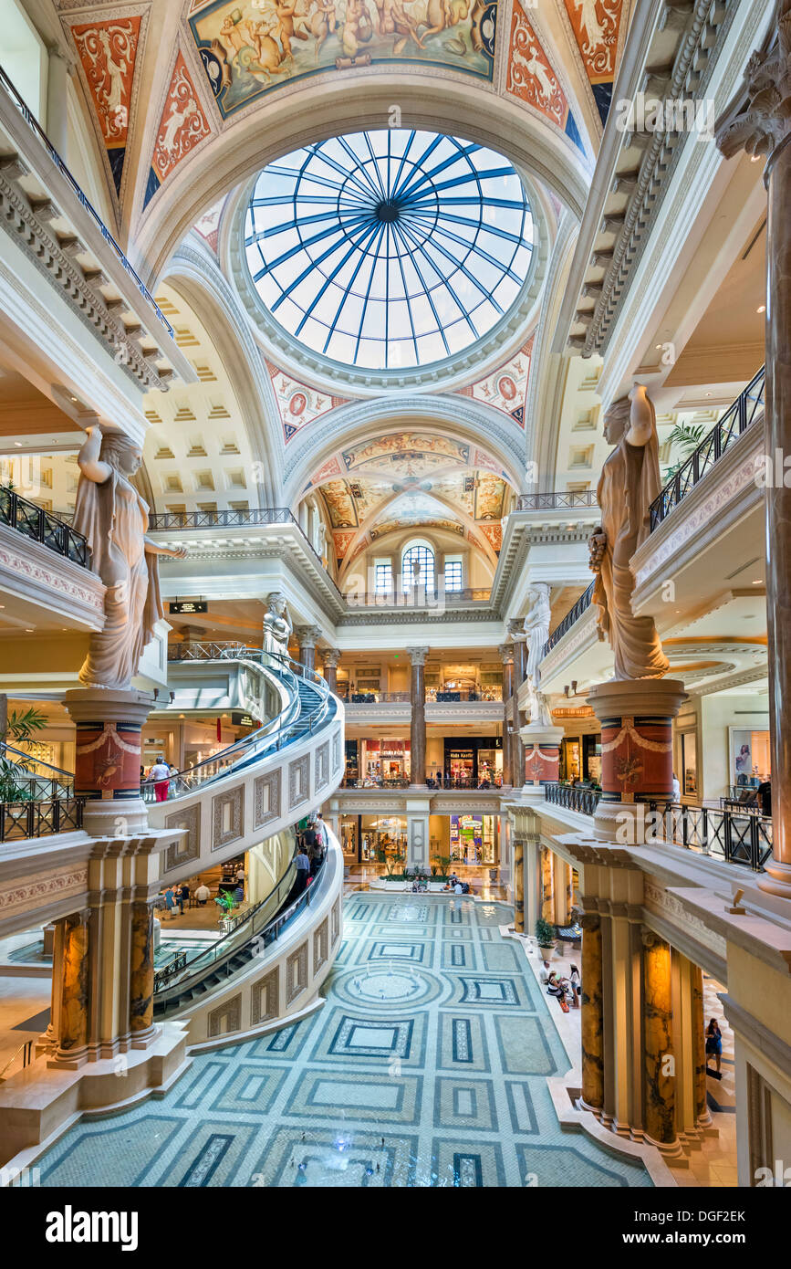 Caesars palace forum shops hi-res stock photography and images - Alamy