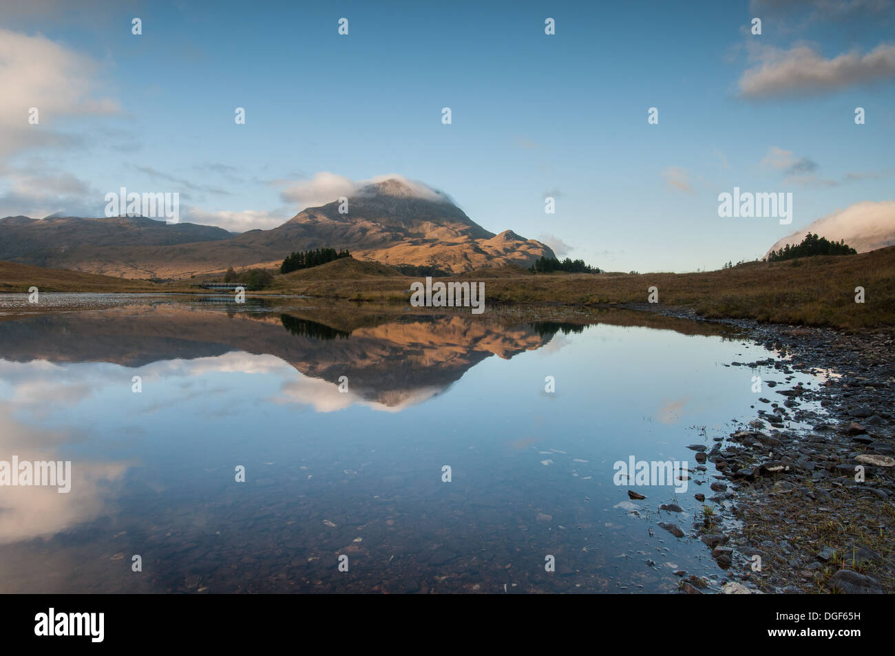 Sgurr Dubh reflected in Loch Clair, Glen Torridon, Wester Ross, Scottish Highlands, Scotland Stock Photo