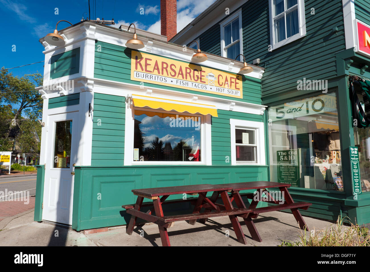 Small café in North Conway, New Hampshire, USA Stock Photo Alamy