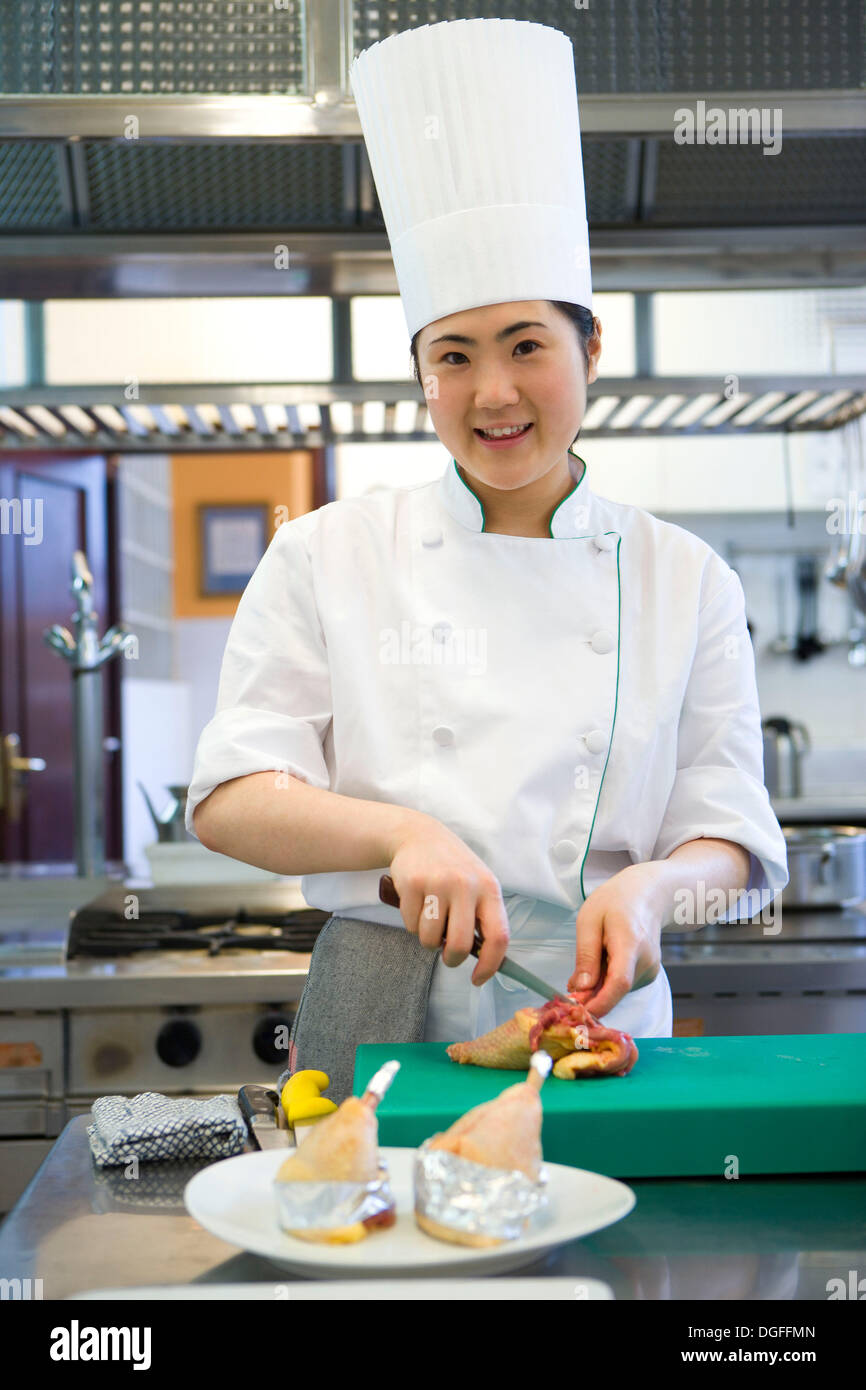 Boning thigh hires stock photography and images Alamy