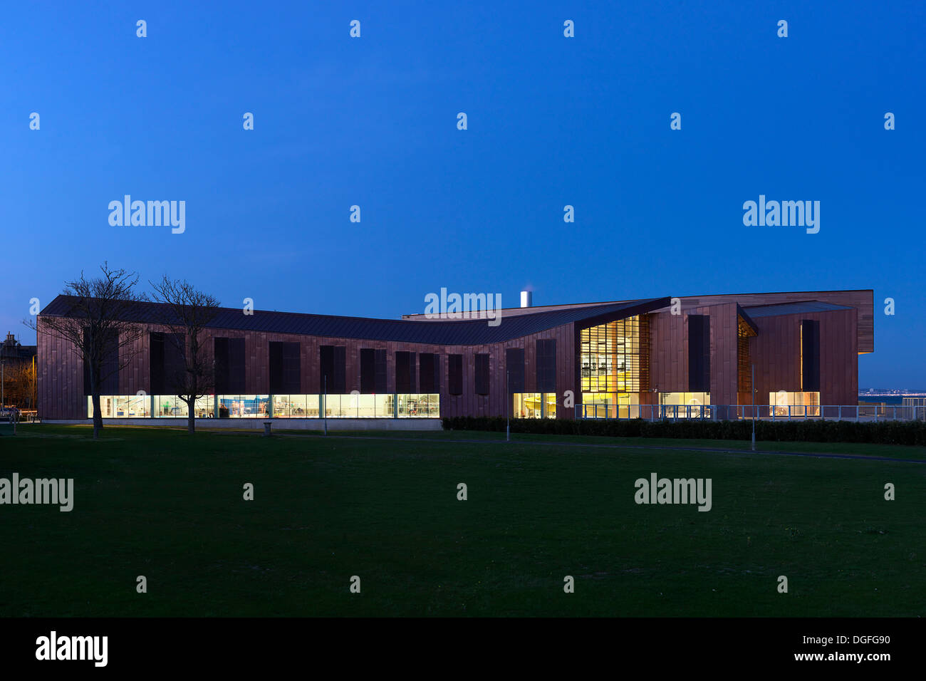 Splashpoint Leisure Centre, Worthing, United Kingdom. Architect ...