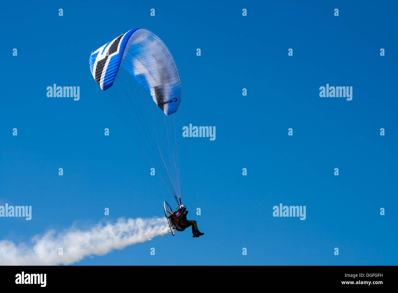 Recreational and competitive flying sport hi-res stock photography and ...