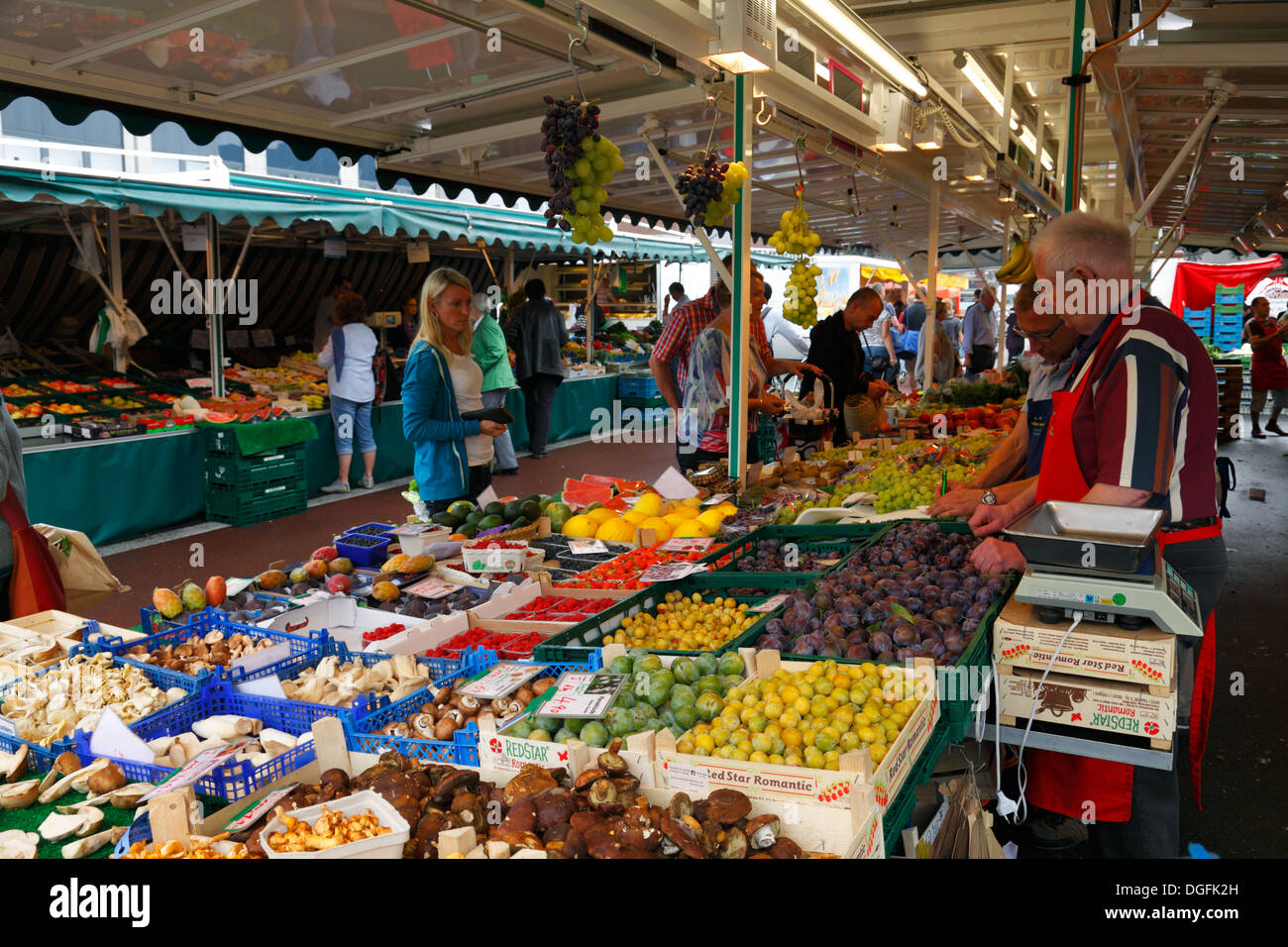 D Bochum Ruhr Area Westphalia North Rhine Westphalia Nrw Weekly Stock Photo Alamy