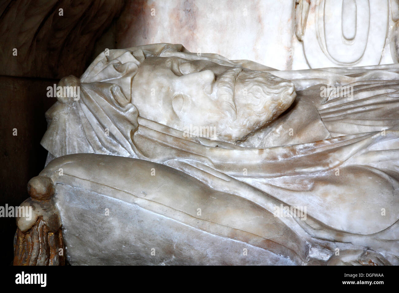 Detail of marble sculpture of William Peck in shroud at the church of St Peter at Spixworth, Norfolk, England, United Kingdom. Stock Photo