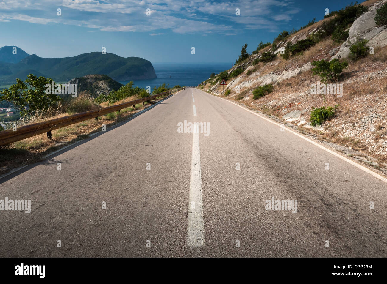 Dividing line on the coastal mountain highway in Montenegro Stock Photo