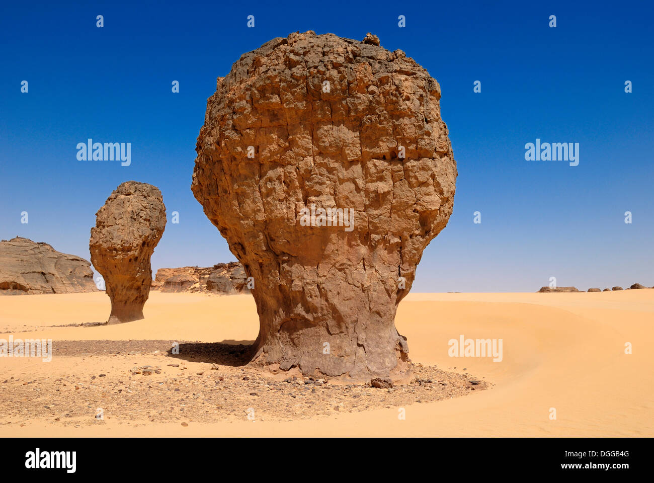 Sandstone rock formation at Tin Akachaker, Tassili du Hoggar, Wilaya Tamanrasset, Algeria, Sahara, North Africa Stock Photo