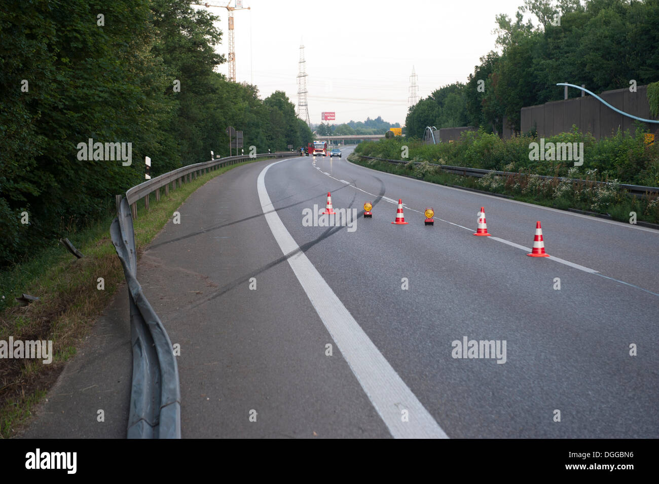 Skid marks and destroyed guard rail, fatal traffic accident on the B29, Honda driver broke through a guard rail, Grossheppach Stock Photo