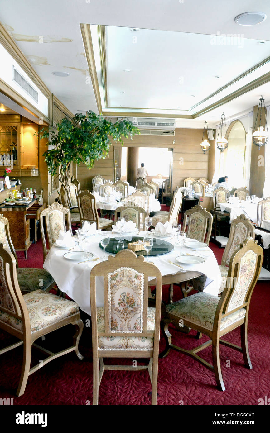 Table setting in ChineseThai restaurant Stock Photo Alamy