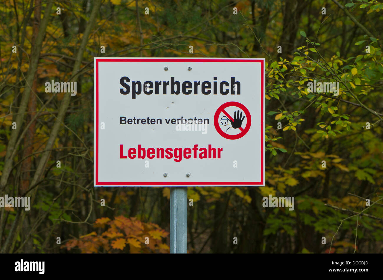 Restricted warning sign hi-res stock photography and images - Alamy