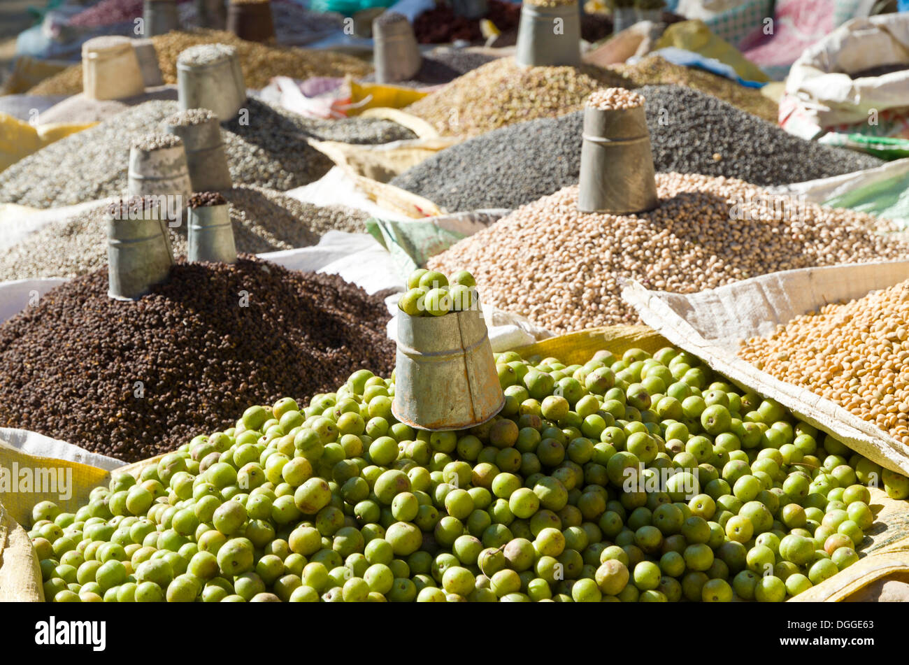 Different types of pulses, dhal, and amlas, displayed for sale, Kathmandu, Kathmandu District, Bagmati Zone, Nepal Stock Photo