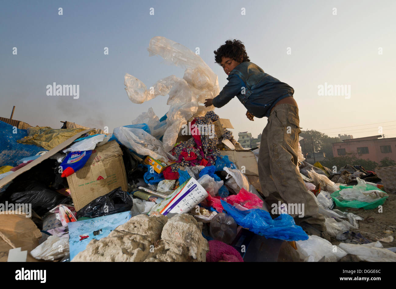 Children on rubbish dump hires stock photography and images Alamy