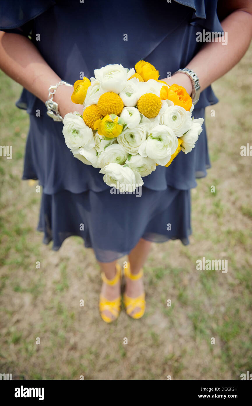 Yellow bridesmaid dress hi-res stock photography and images - Alamy Yellow bridesmaid dress hi-res stock photography and images - Alamy