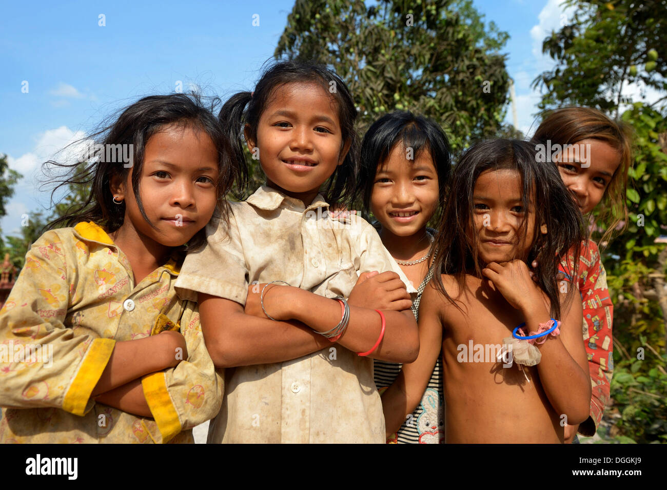 Group of girls, Trapang Village, Bathi District, Takéo Province, Cambodia Stock Photo