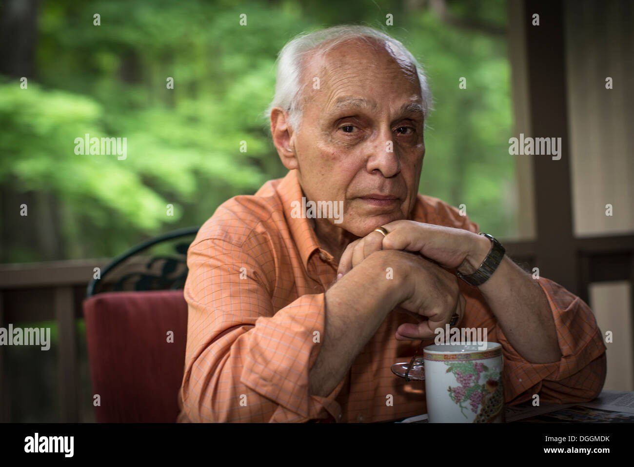 Old man portrait 100 years old hi-res stock photography and images - Alamy