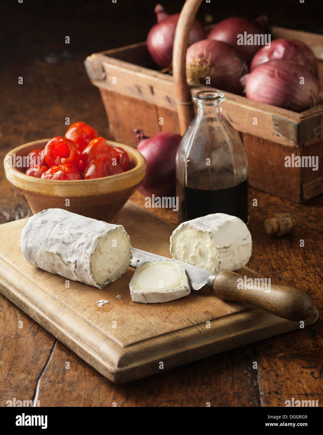 Ingredients for red pepper and goats cheese pizza. Goats cheese
