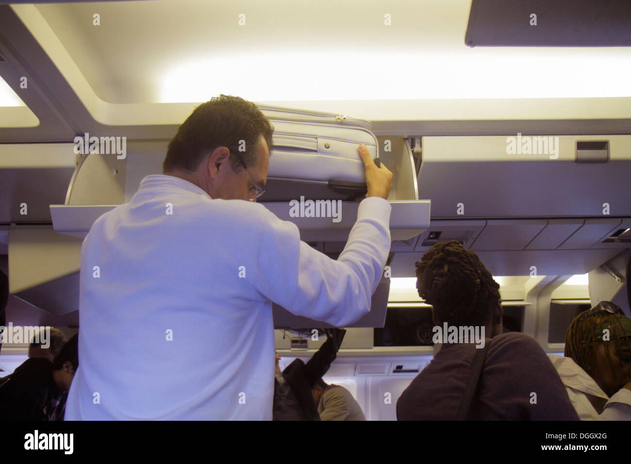 Carry on hand luggage baggage suitcase suitcases cabin compartment hi