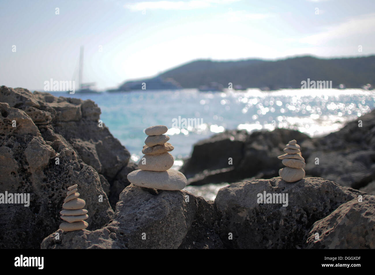 Stone sculptures in Salinas beach, Stock Photo Alamy