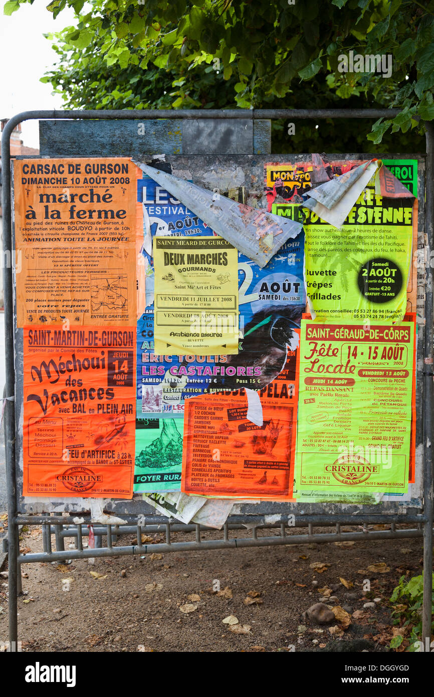 Metal notice board hires stock photography and images Alamy