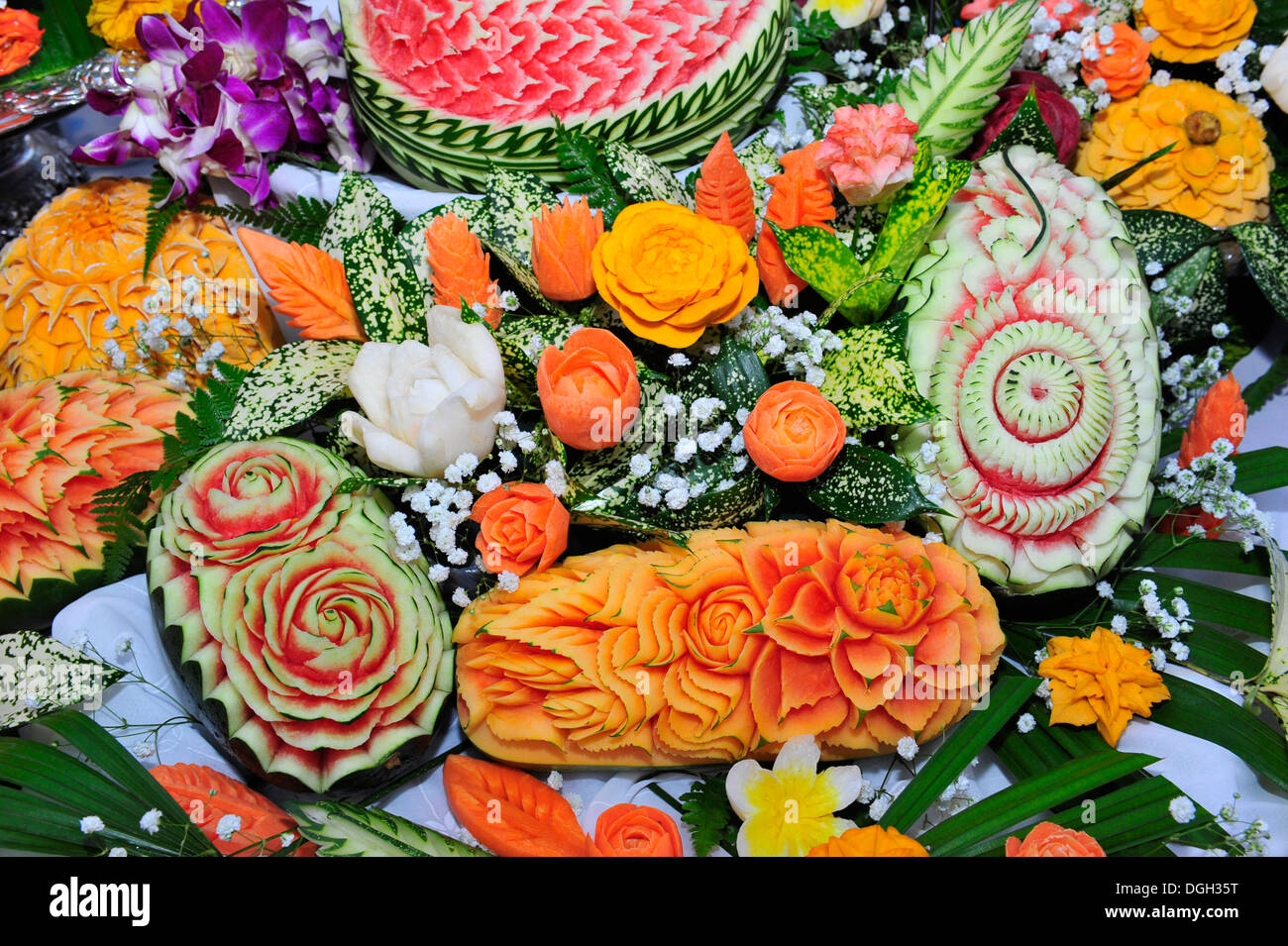 Fruit fruits carving hi-res stock photography and images - Alamy, image size:1300x955