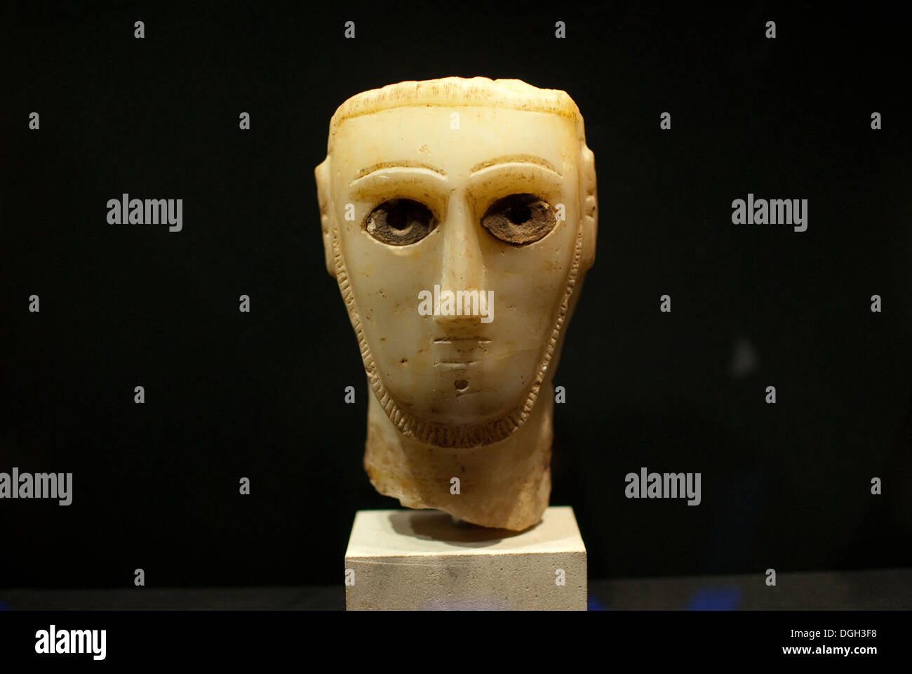 Alabaster funerary head. 3nd century BC 1st century AD. Yemen