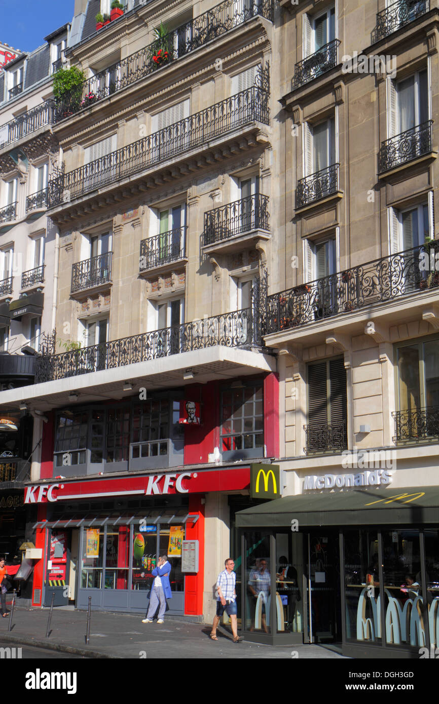 Paris France,8th 9th 17th 18th arrondissement,Place de Clichy,KFC,McDonald's,burgers,hamburgers,fast food,restaurant restaurants dining cafe cafes,cui Stock Photo