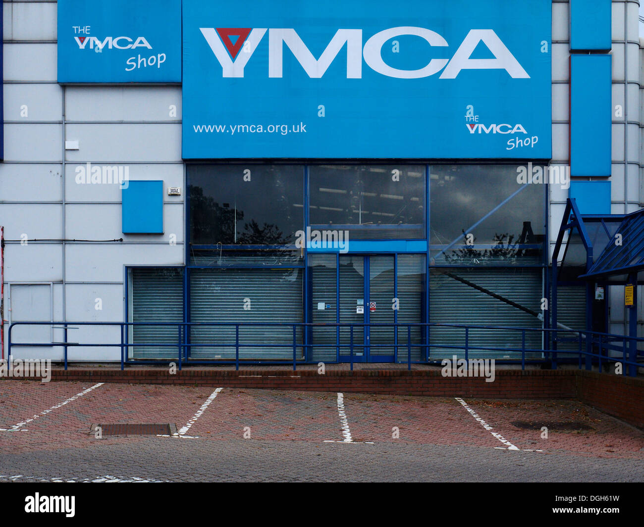 Closed down YMCA charity shop in Ancoats Manchester UK Stock Photo