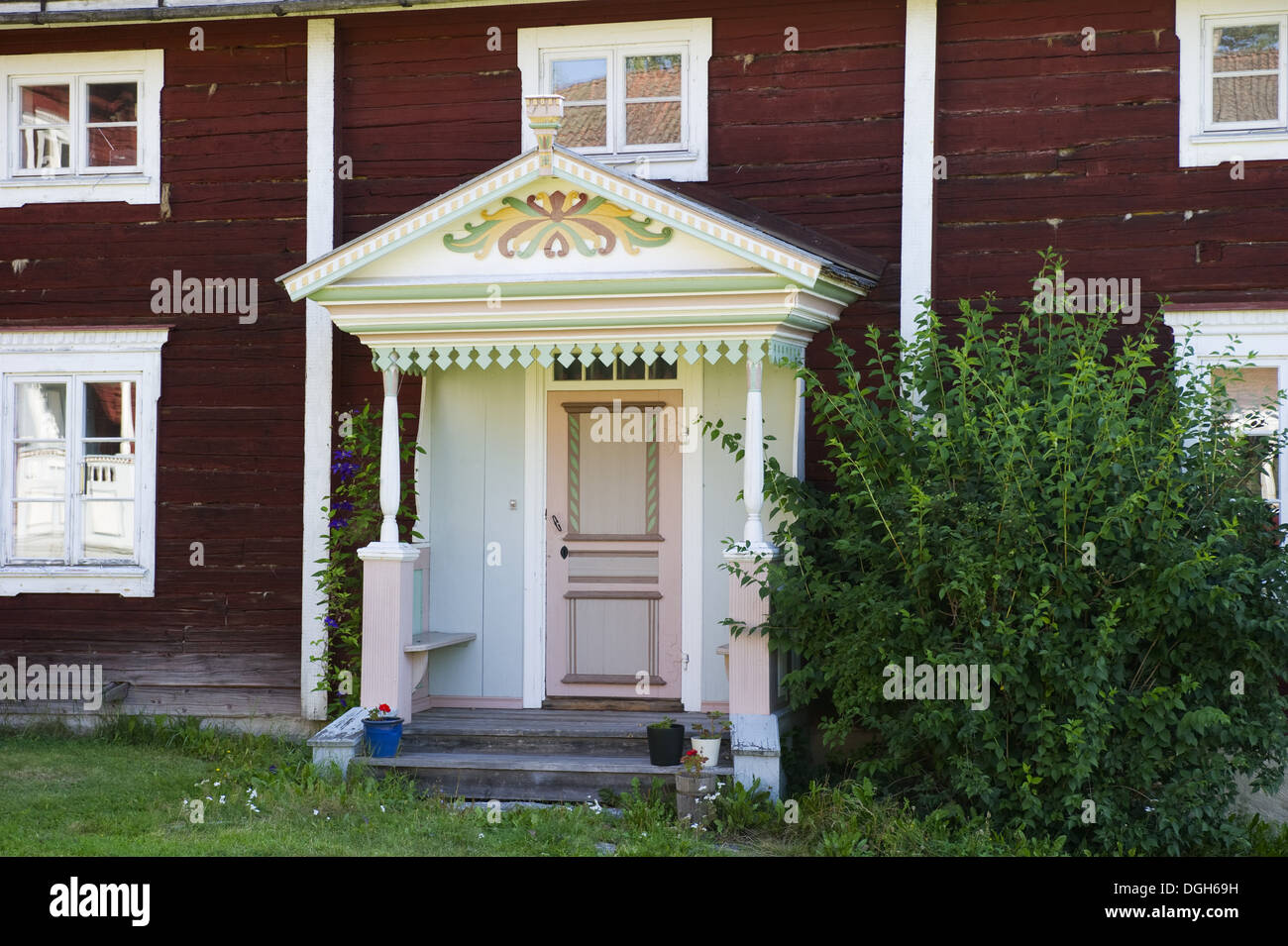 Old Halsinge farmhouse door and porch, cultural heritage museum, Ol-Anders Farm, Alfta, Halsingland, Norrland, Sweden, august Stock Photo