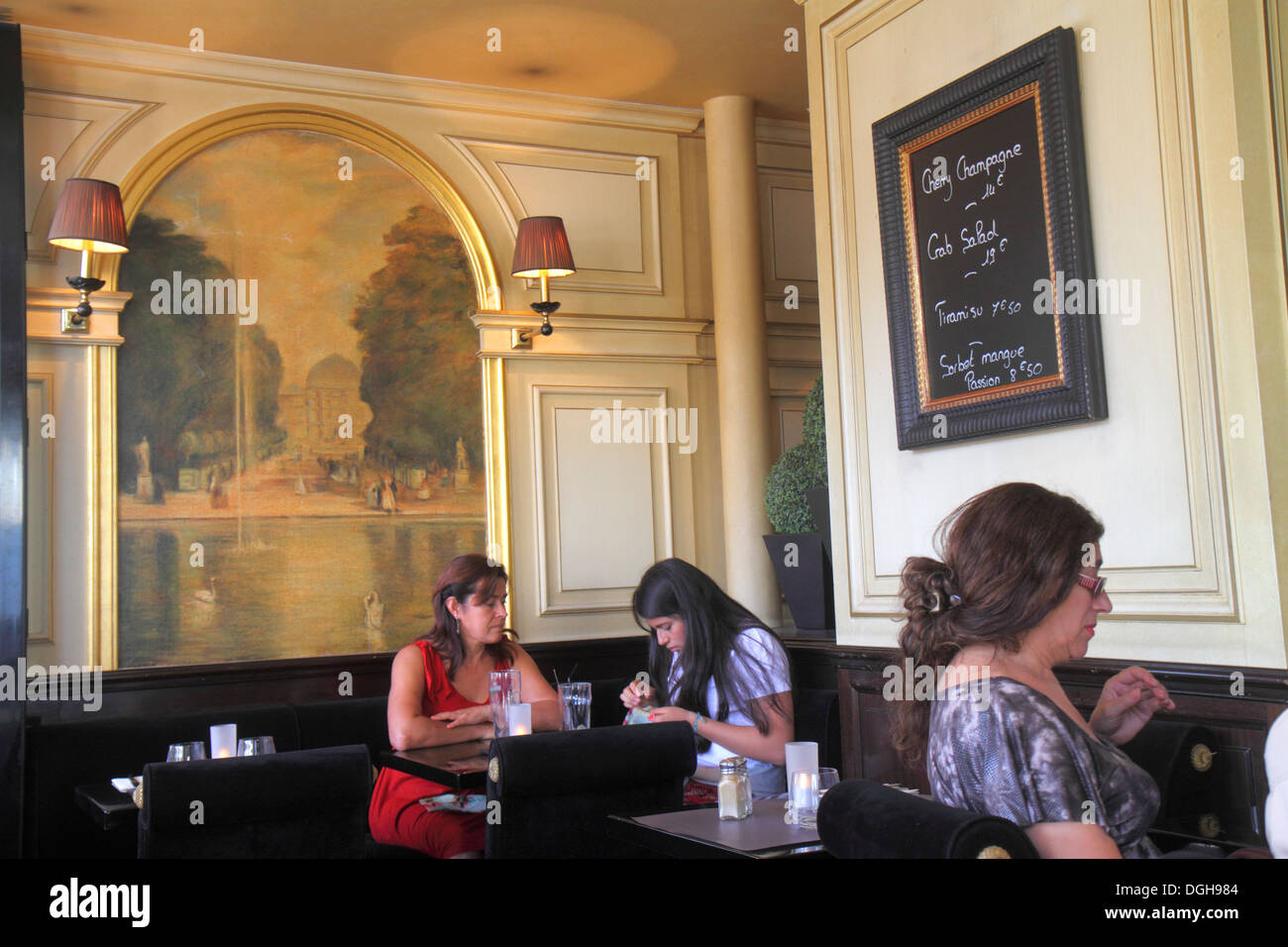 Paris France,Europe,French,1st arrondissement,Rue de Rivoli,restaurant restaurants food dining eating out cafe cafes bistro,cuisine,food,cafe,brasseri Stock Photo