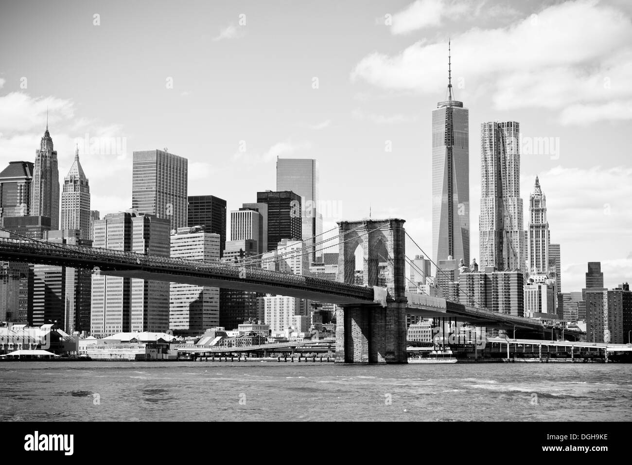 Brooklyn Bridge and downtown Manhattan skyline viewed from Brooklyn Stock Photo