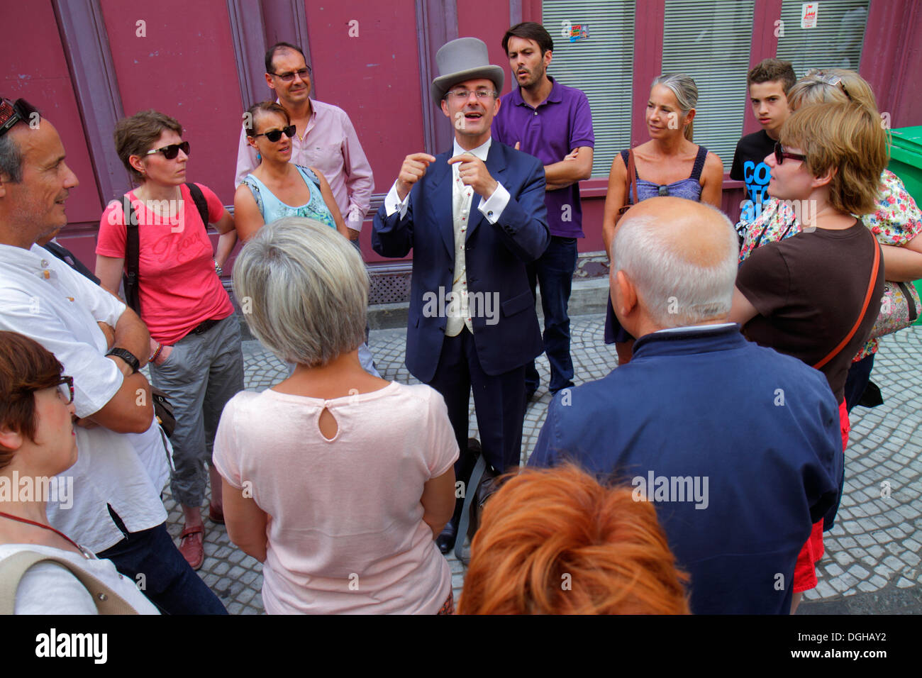 Paris France,2nd arrondissement,Rue des Petits Carreaux,guide,costume
