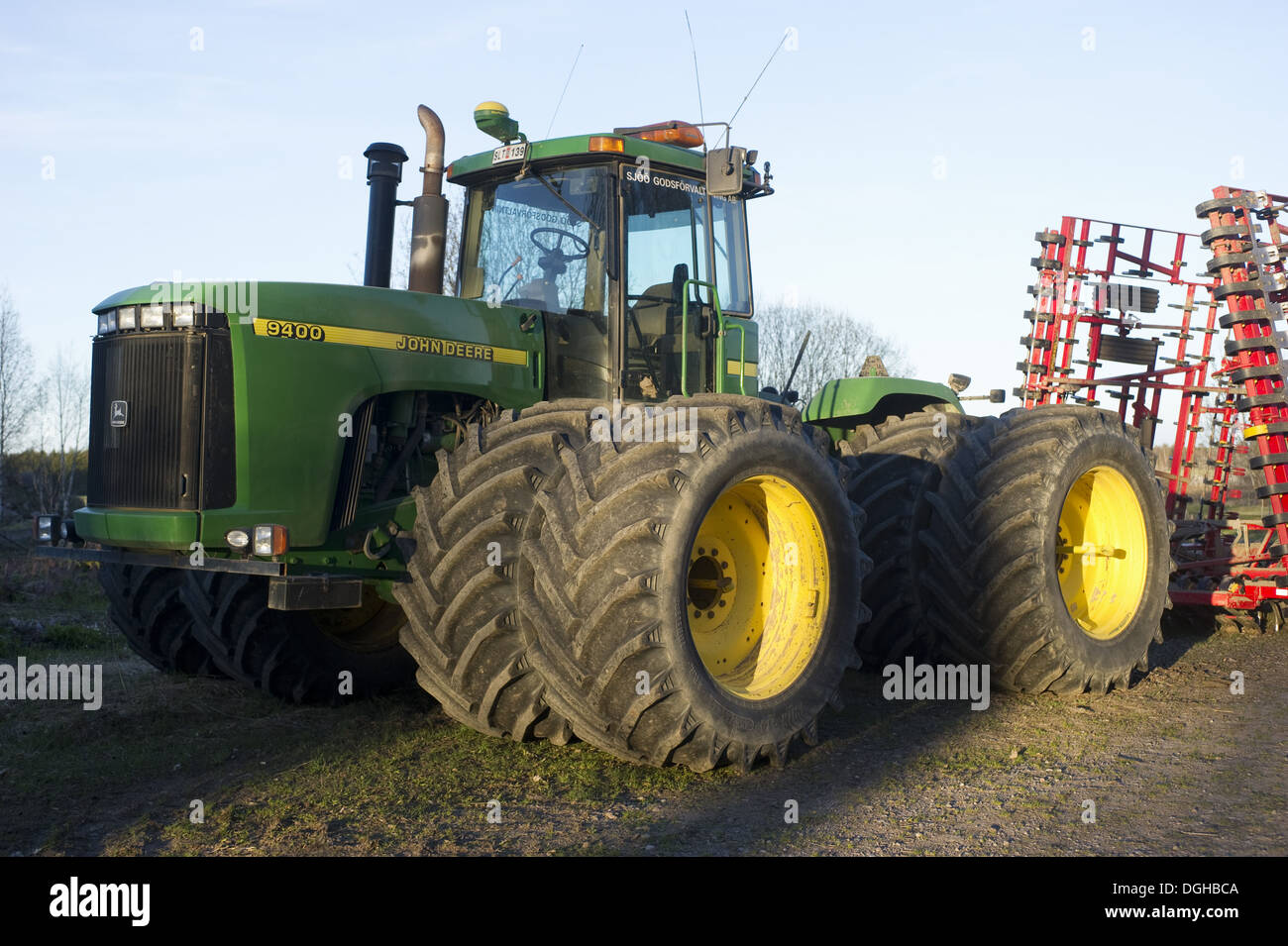 John Deere 9400 tractor, with dual wheels, Sweden, may Stock Photo Alamy
