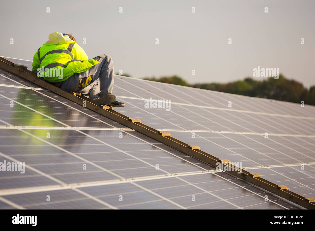 Wymeswold Solar Farm the largest solar farm in the UK at 34 MWp, based ...