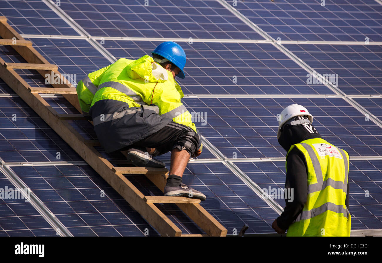 Wymeswold Solar Farm the largest solar farm in the UK at 34 MWp, based ...
