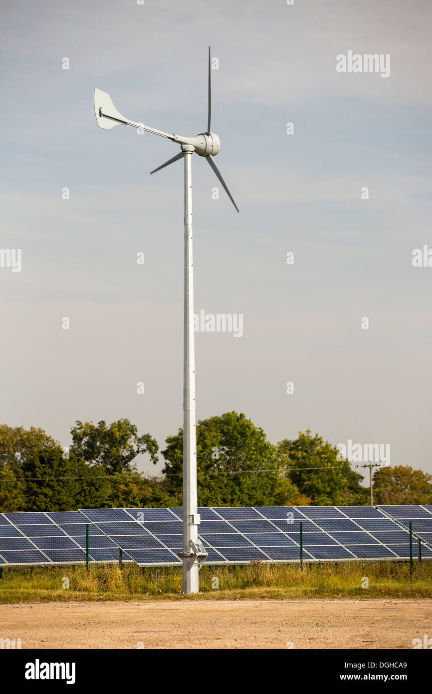 Wymeswold Solar Farm the largest solar farm in the UK at 34 MWp, based ...