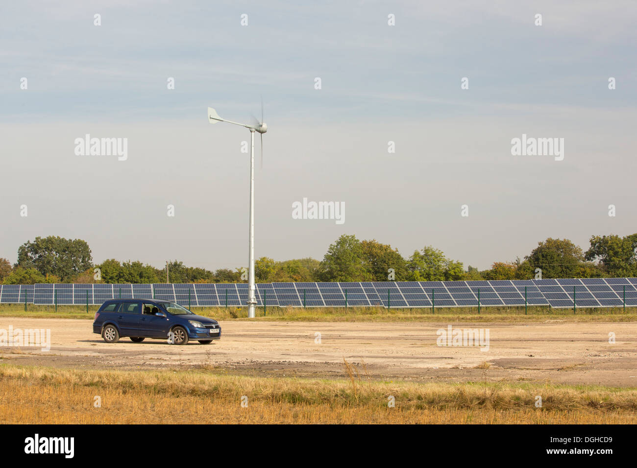 Wymeswold Solar Farm the largest solar farm in the UK at 34 MWp, based ...