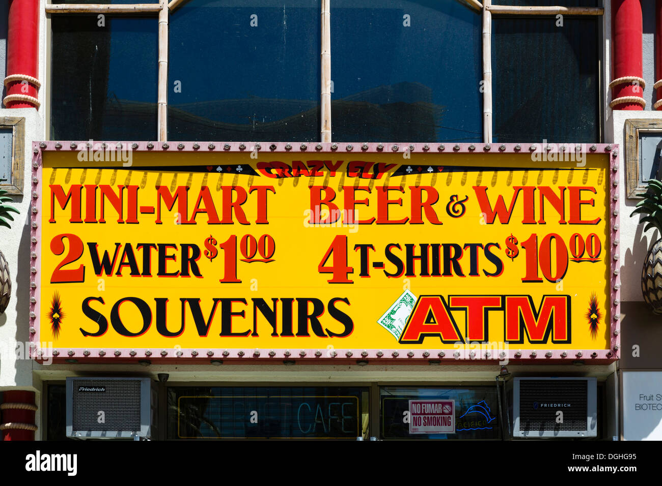 Mini-Mart on Las Vegas Boulevard South (The Strip), Las Vegas, Nevada, USA Stock Photo