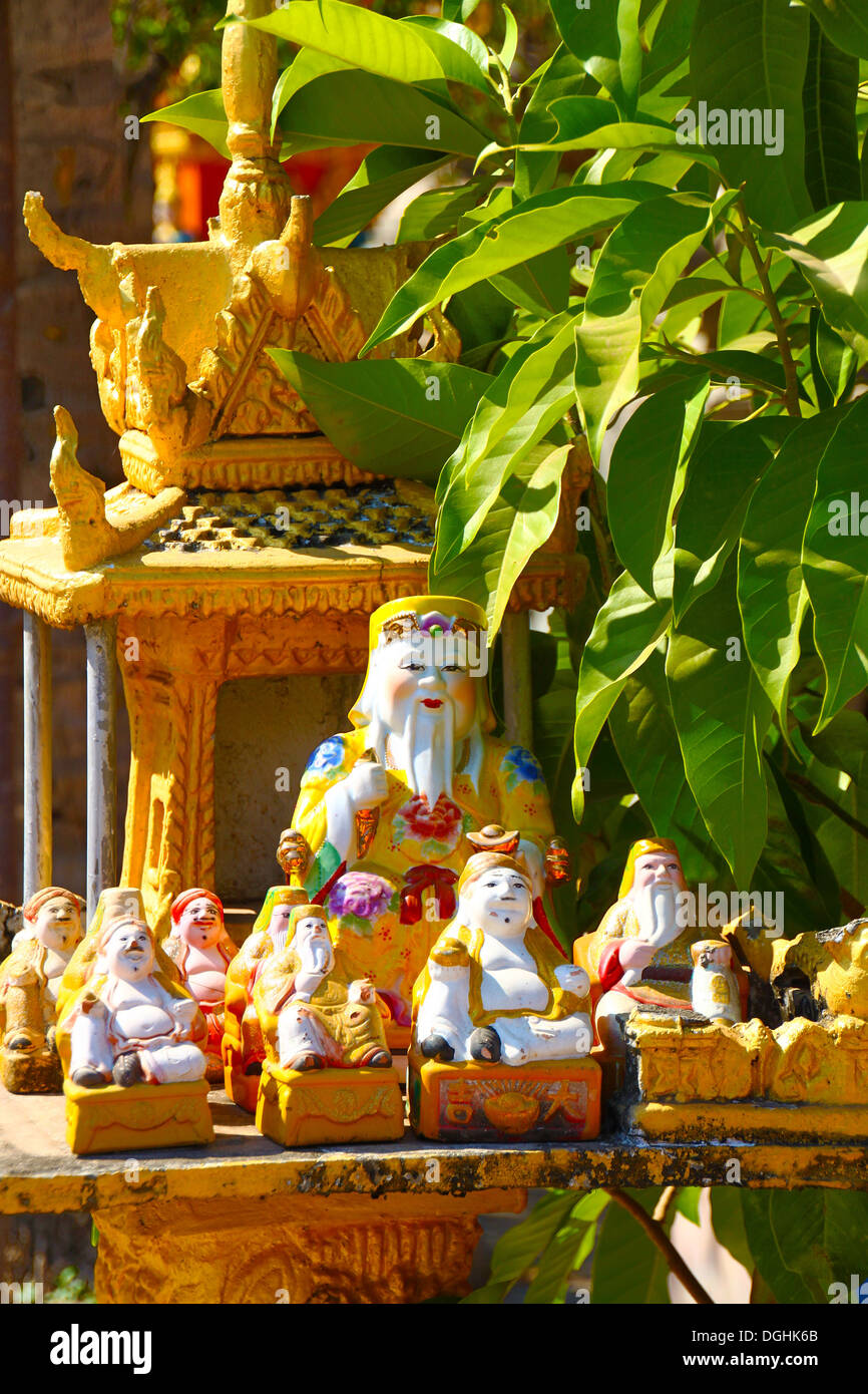Buddist shrine in the Preah Prom Rath temple in Siem Reap, Cambodia Stock Photo