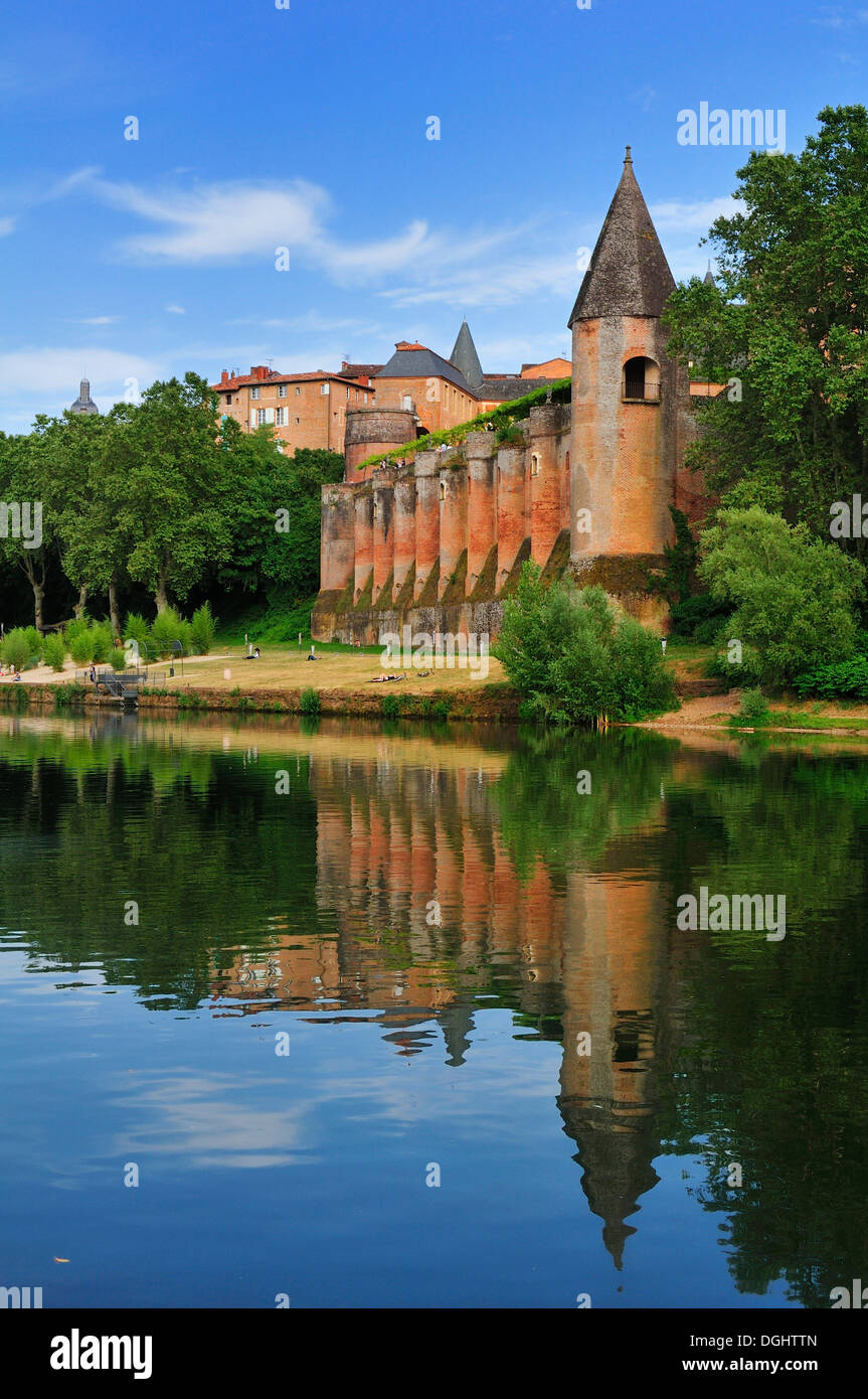 Bishop's Quarter with the Bishop's Palace, Palais de la Berbie, historic center, Albi, Département Tarn, Midi-Pyrenees, France Stock Photo