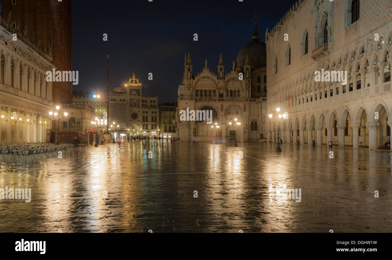 Palazzo ducale doges palace hi-res stock photography and images - Alamy