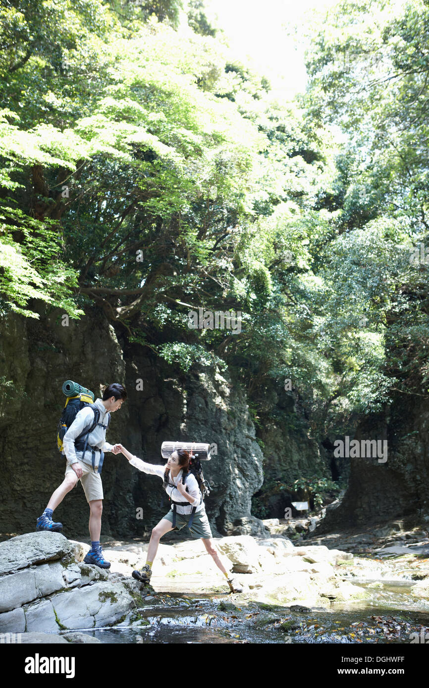 Hiking man and woman hi-res stock photography and images - Alamy