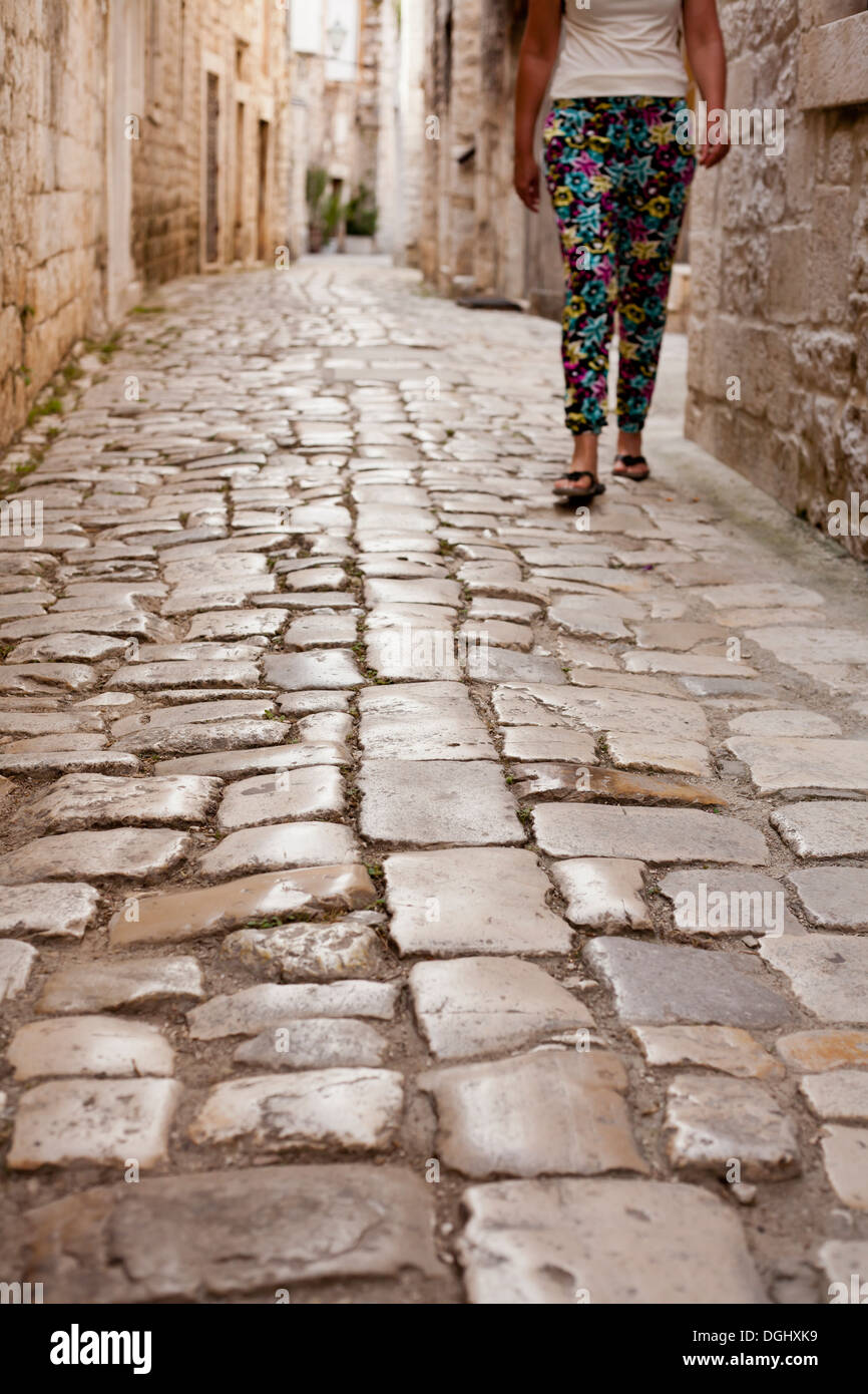 Woman alone street hi-res stock photography and images - Alamy
