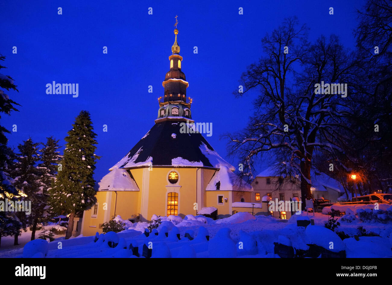 Seiffen Kirche Winter - Seiffen church in winter 04 Stock Photo