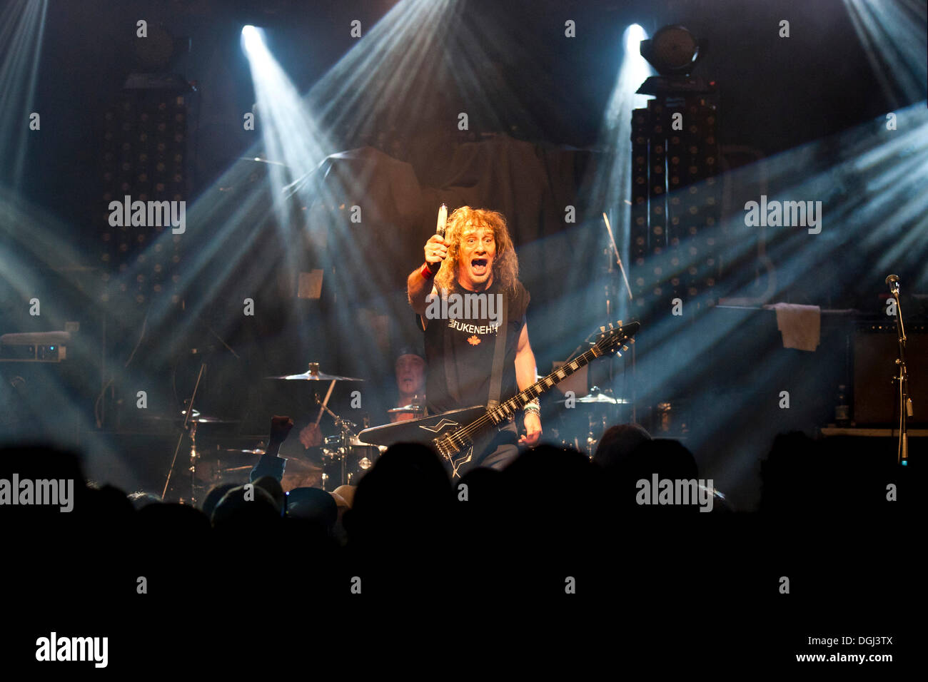 Singer and frontman Steve 'Lips' Kudlow of the Canadian heavy metal band Anvil playing live at the Schueuer in Lucerne Stock Photo