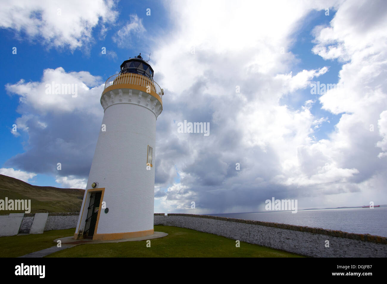 Kirkabister Lighthouse in Bressay Stock Photo Alamy